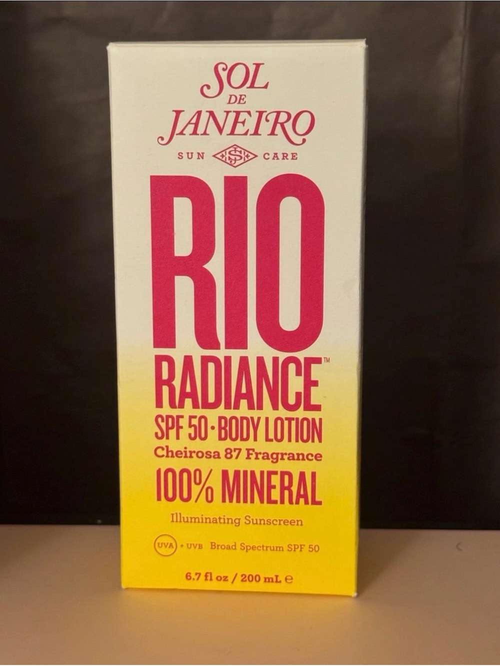 Sol De Janeiro Rio Radiance SPF 50 body
Lotion - Cheirosa 87 fragrance! 6.7 floz